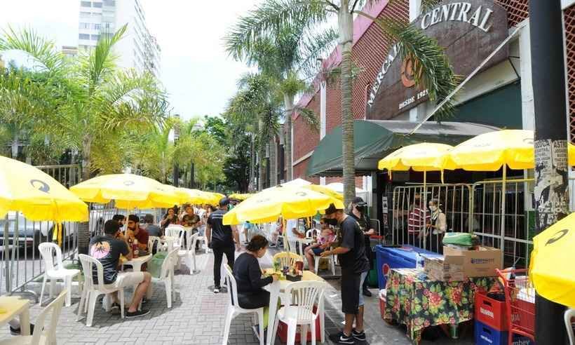Mercado Central: clientes da 'Praia' dos mineiros se despedem de bares - Juarez Rodrigues/D.A Press