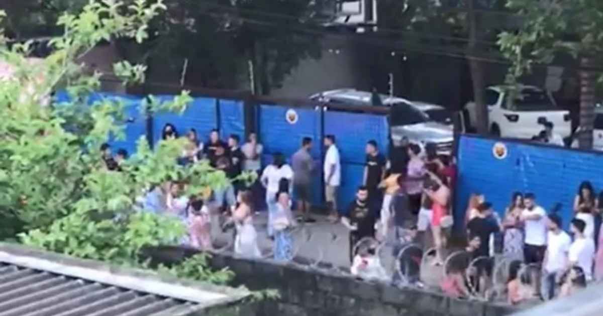 Interditada área de eventos no Estoril, em BH, por denúncia de aglomeração - Reprodução