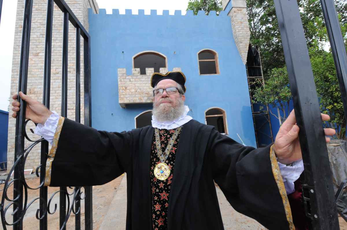 Museu de Nostradamus: reencarnação do famoso profeta vive em Minas? - Juarez Rodrigues/EM/D.a Press