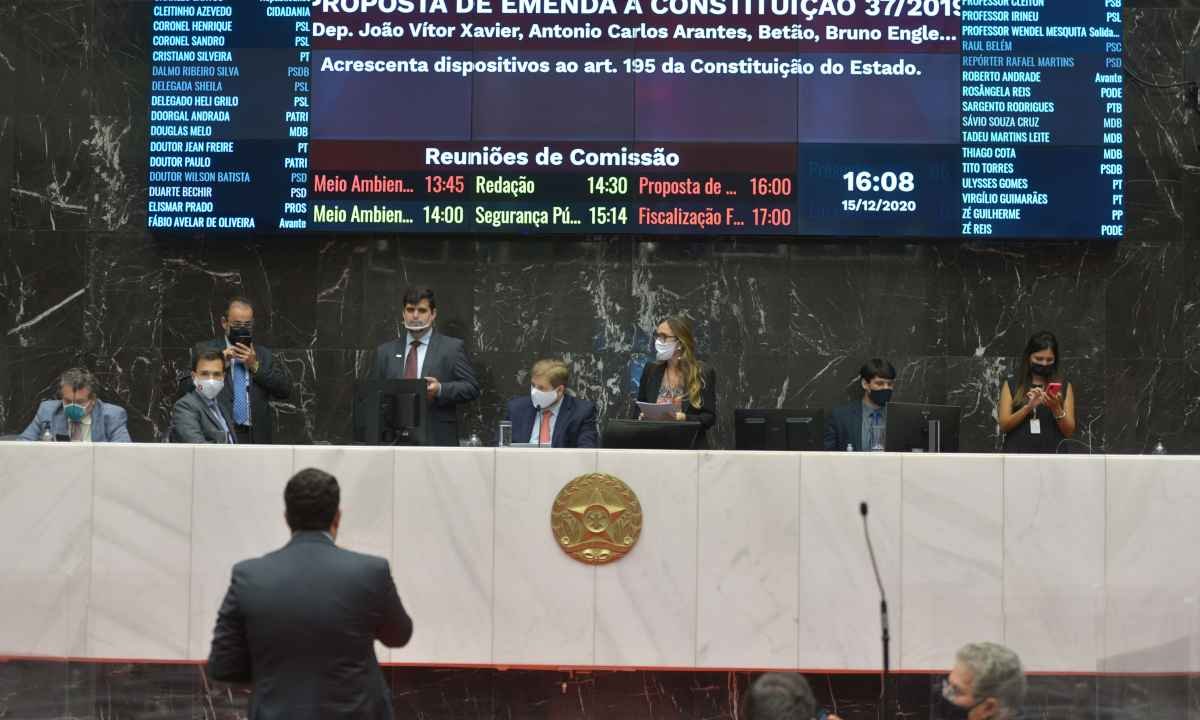 ALMG aprova em 1º turno novas regras para contratos temporários no estado - Henrique Chendes/ALMG