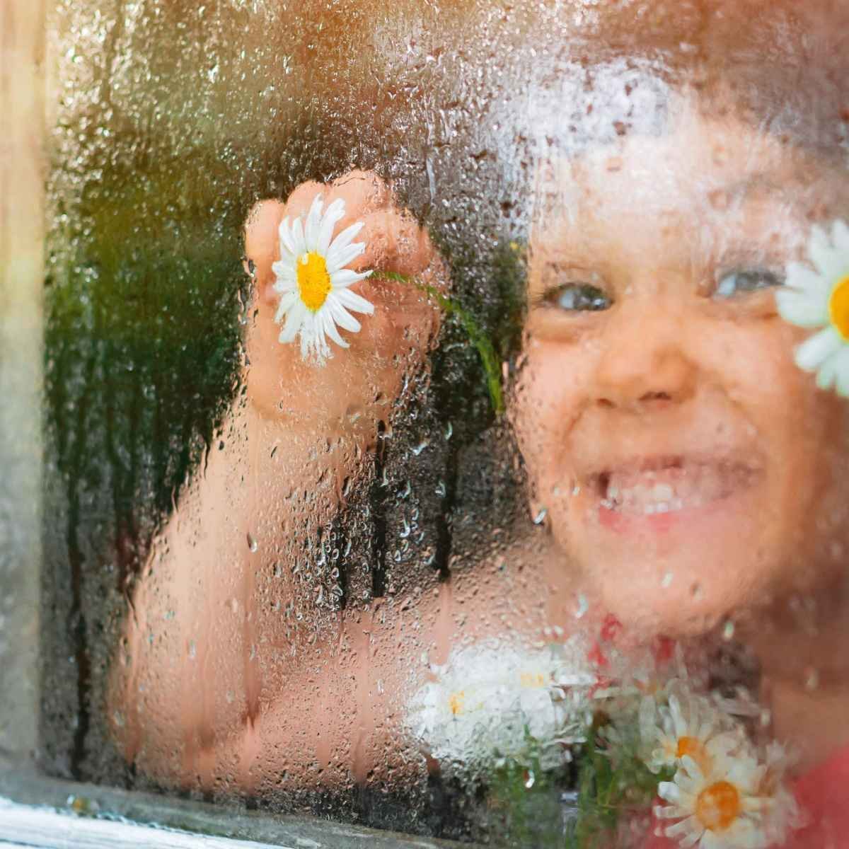 Saiba como aproveitar o fim de ano mesmo com as chuvas frequentes - Freepik