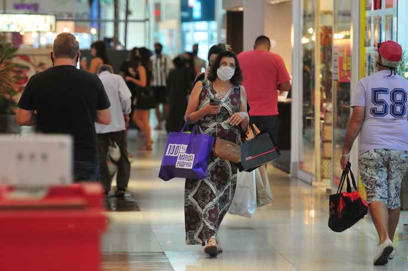 Vendas de Natal em shoppings da Grande BH caem mais de 26% - Gladyston Rodrigues/EM/D.A Press