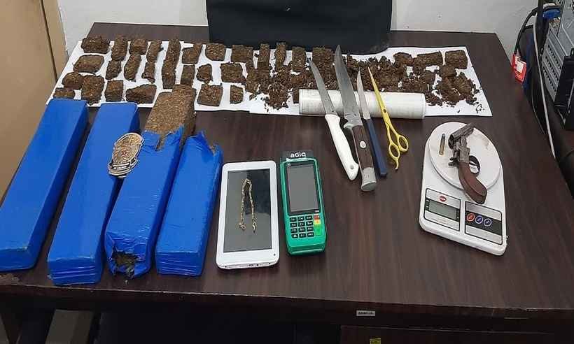 Homem com tornozeleira eletrônica é preso com drogas em Ipatinga  - PCMG/Divulgação