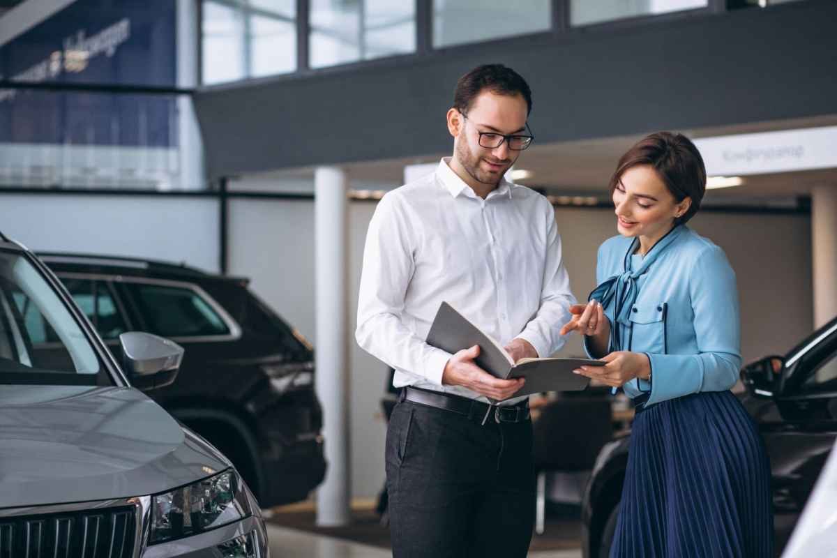 Vai comprar um carro? Saiba se ele já passou por uma enchente - Freepik