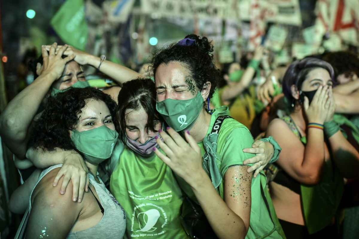 Senado da Argentina aprova legalização do aborto até 14ª semana de gestação - RONALDO SCHEMIDT / AFP