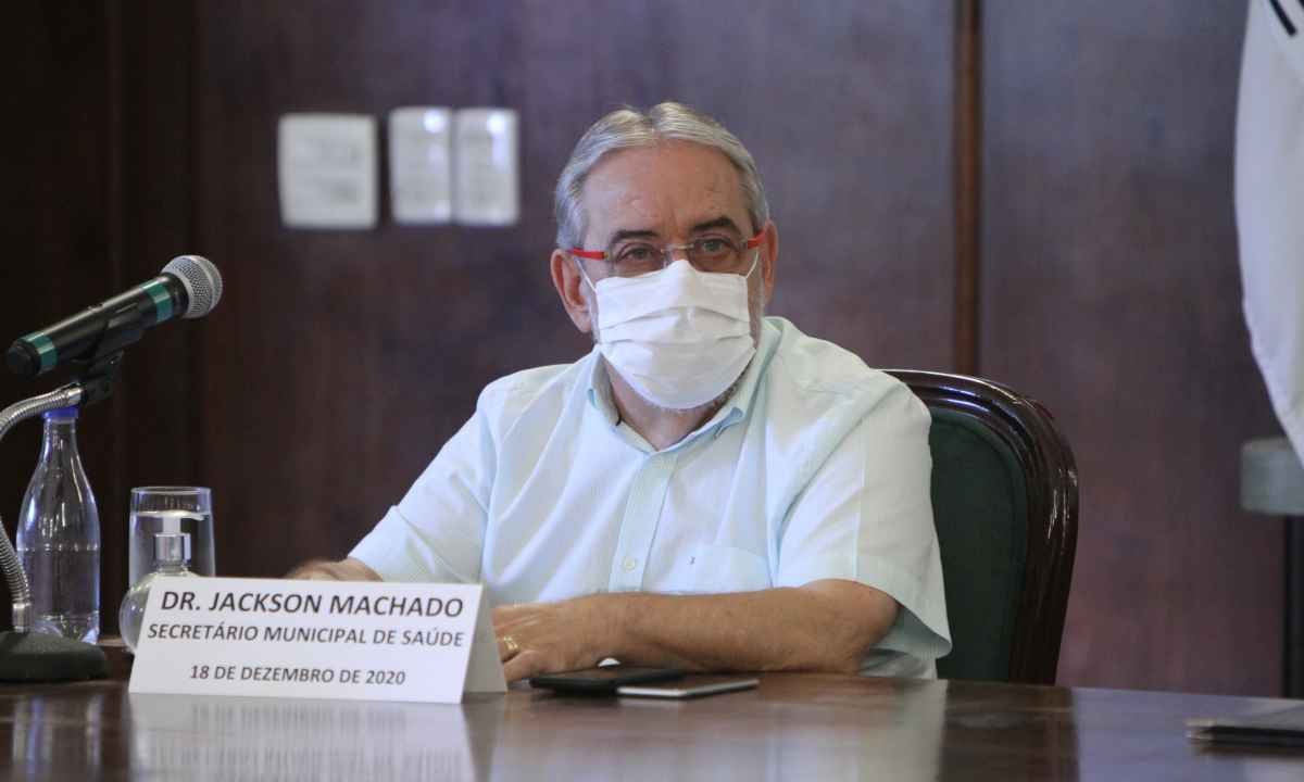 Infectologista: 'Nosso objetivo não é penalizar ninguém, mas salvar vidas'  - Edésio Ferreira/EM/D.A Press