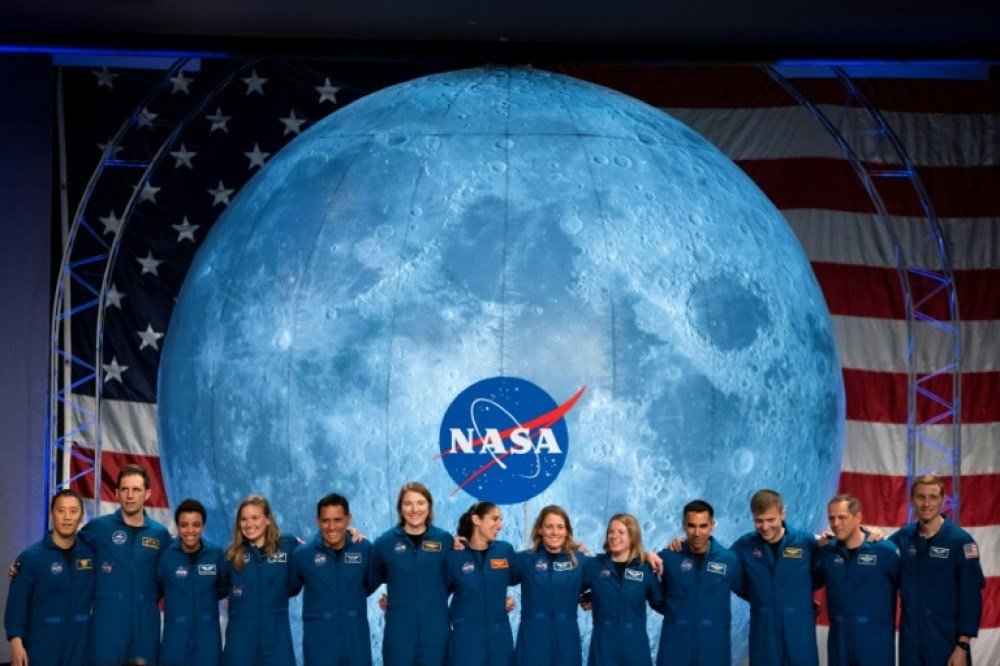 Time de astronautas que pousará na Lua em 2024 contará com uma mulher - Mark Felix/AFP