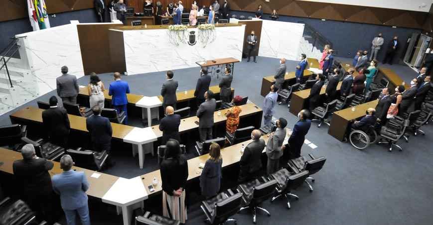 Vereadores de BH se organizam em blocos suprapartidários - Alexandre Guzanshe/EM/D.A Press