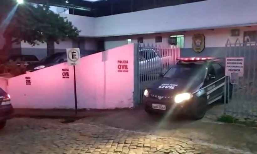Três autores de sequestro e tortura são presos na Zona da Mata - Polícia Civil/Divulgação