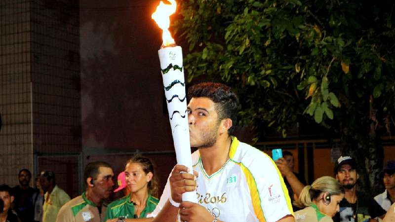 Tocha olímpica: por que brasileiros estão vendendo símbolo que carregaram na Rio-2016 - Arquivo pessoal