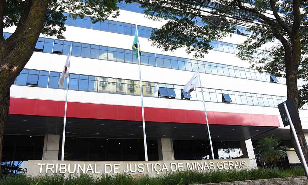 Zema sanciona lei que acaba com o auxílio-doença pago a magistrados - Cecília Pederzoli/TJMG