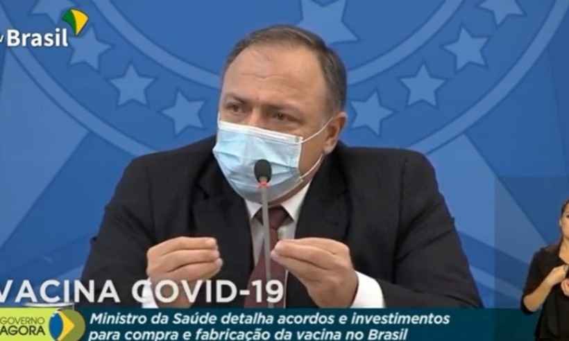 Pazuello sobre vacinas: "Ou fabrica no Brasil ou não tem vacina" - Tv Brasil/Reprodução
