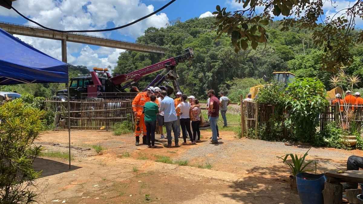 Encontrados corpos de duas vítimas do acidente com caminhão, em Monlevade - Ana Raquel Lelles/EM/D.A.Press