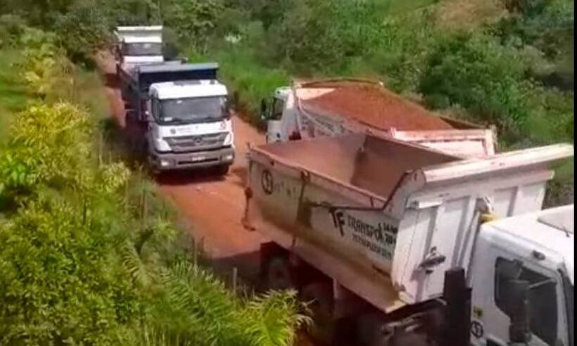 Mariana: mineradora promete reparos após destruir asfalto de estrada  - Foto: Arquivo: Leandro dos Santos