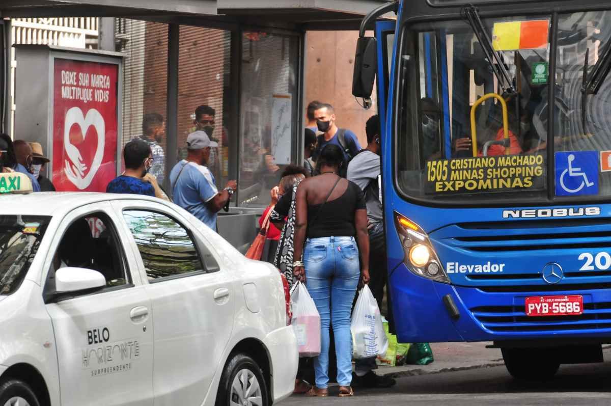 Enem: BHTrans vai oferecer mais ônibus na capital nos dias de provas - Gladyston Rodrigues/EM/D.A Press