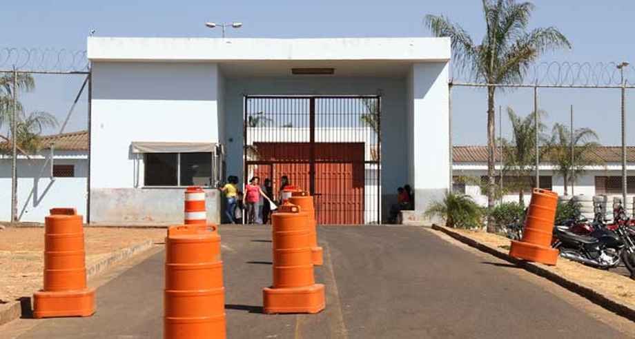 LSDs escondidos em papel higiênico são apreendidos em penitenciária - Jairo Chagas