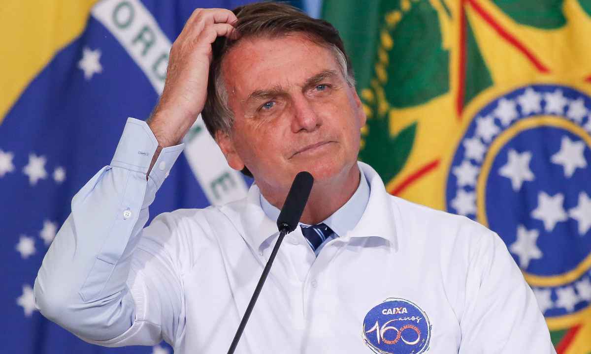 Bolsonaro diz que vacinas vindas da Índia devem atrasar 'dois ou três dias' - Sergio Lima/AFP