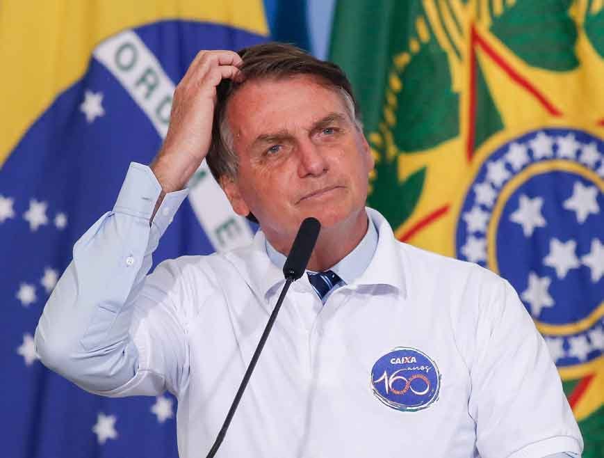 Depois de Dilma, panelaço vai cozinhando também Bolsonaro - TÚLIO SANTOS/EM/D.A PRESS