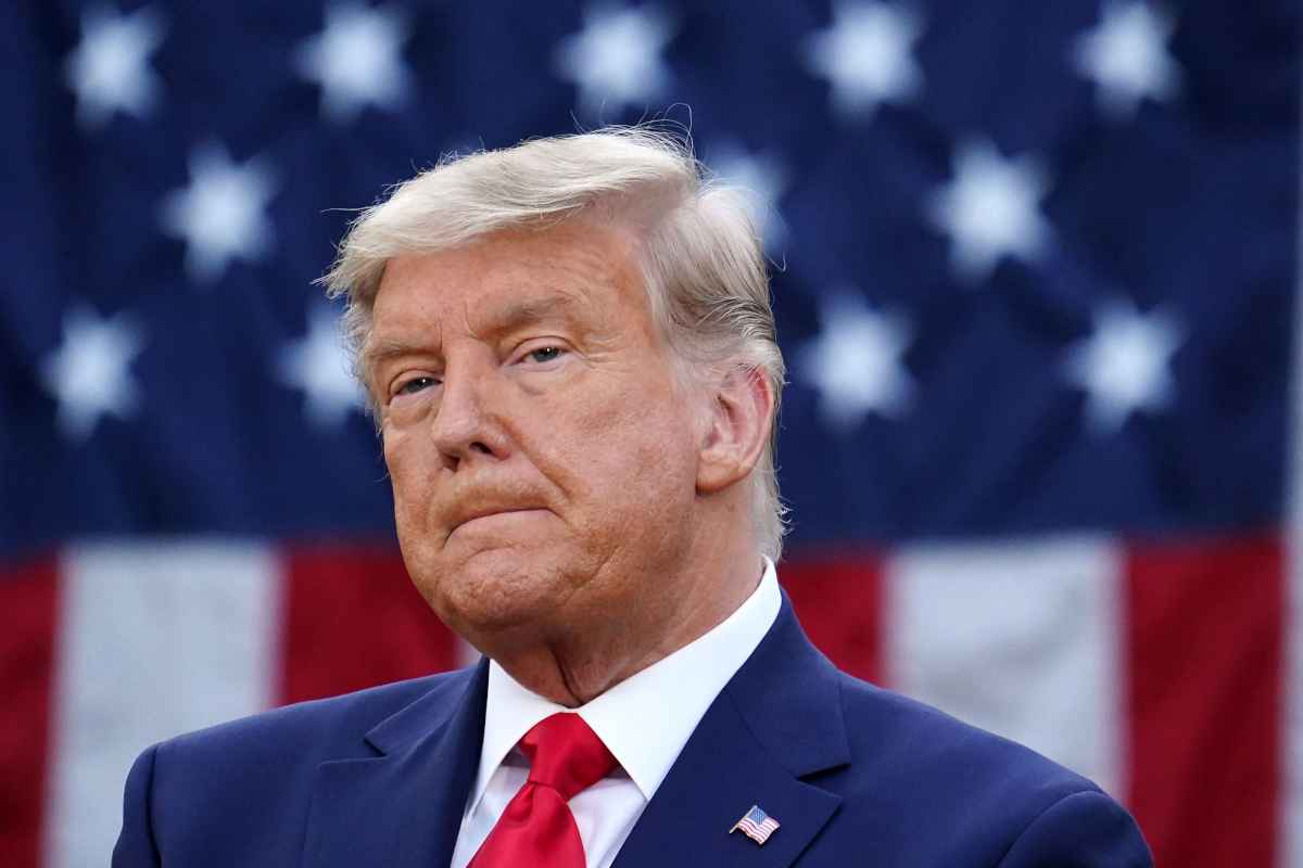 Trump deixa o cargo com menor índice de aprovação de sua presidência - Mendel Ngan/AFP