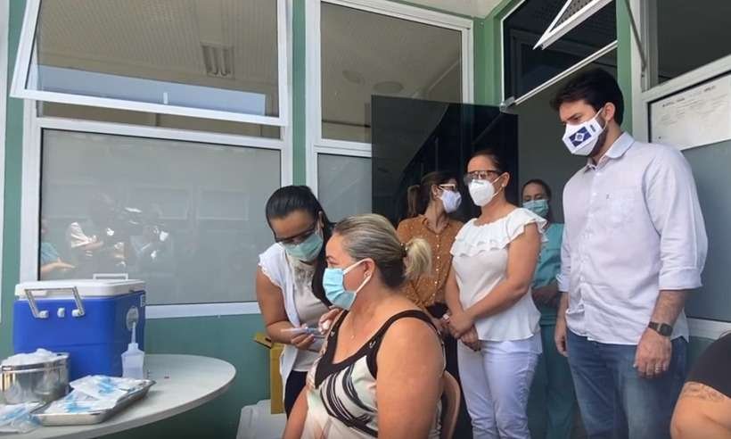 Patos de Minas abre cadastramento para idosos e profissionais da saúde - Reprodução/Prefeitura de Patos de Minas