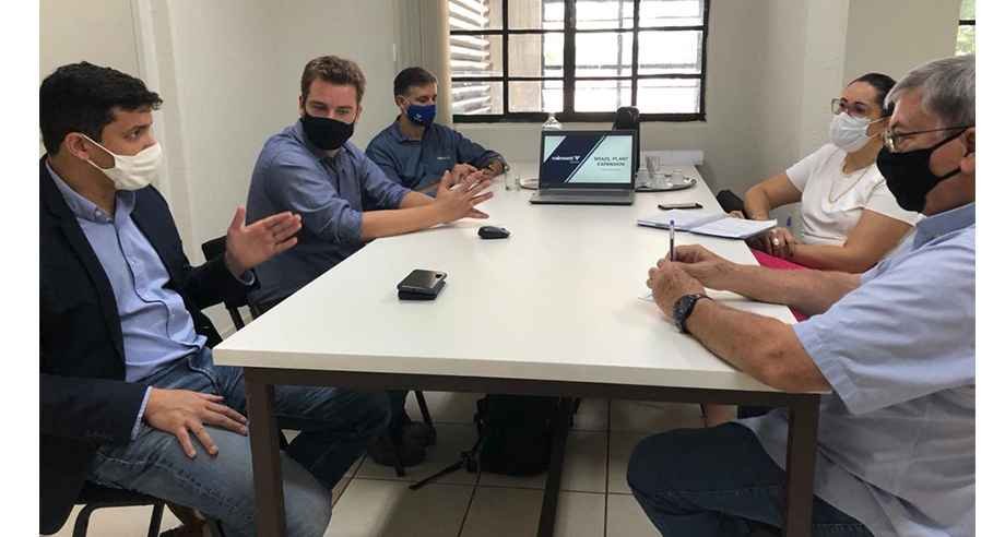 Empresa de irrigação espera gerar 100 empregos na expansão de unidade em MG - Prefeitura de Uberaba/Divulgação