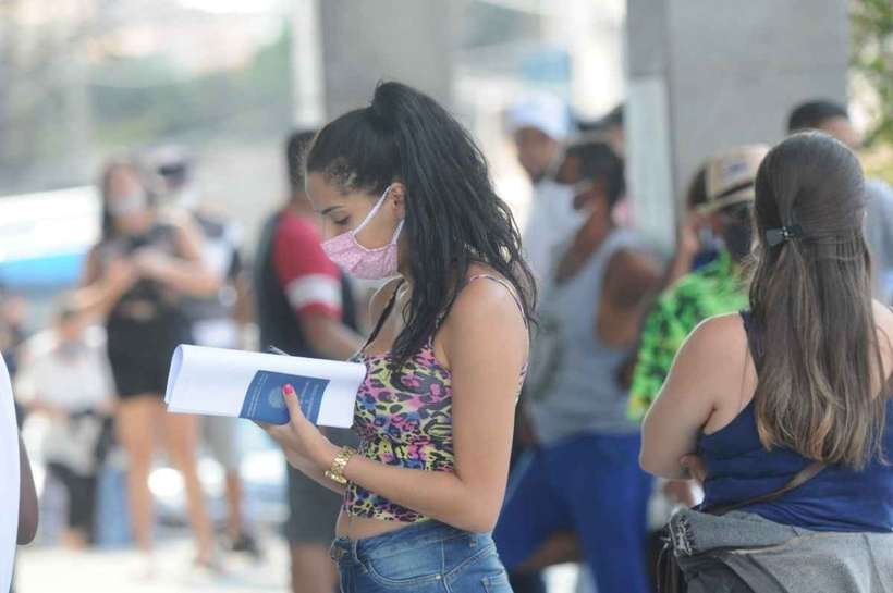 Máscaras de tecido protegem contra novos tipos de Sars-CoV-2? - Leandro Couri/E.M/D.A Press