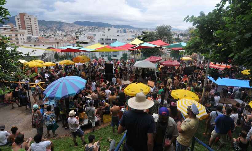 Após adiamento, blocos pedem apoio da PBH aos trabalhadores do carnaval - Alexandre Guzanshe/EM/D.A Press - 26/02/2020