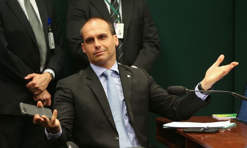 Eduardo Bolsonaro defende leite condensado: 'Pra quem faz atividade física' - Agência Brasil/Divulgação