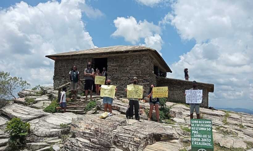 Pirâmide de São Tomé das Letras é colocada à venda e moradores protestam - Reprodução/Internet