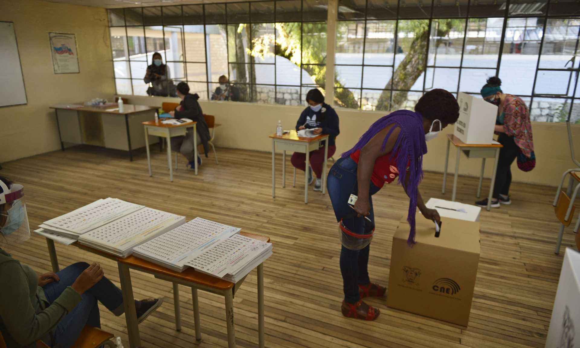 Equador: candidato de esquerda lidera pesquisas em eleição presidencial - AFP / RODRIGO BUENDIA