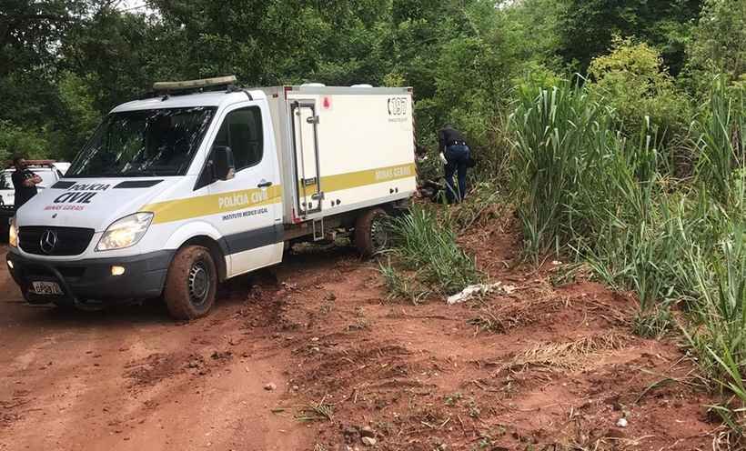 Polícia investiga o caso de homem queimado vivo em Governador Valadares - Divulgação Roberto Higino