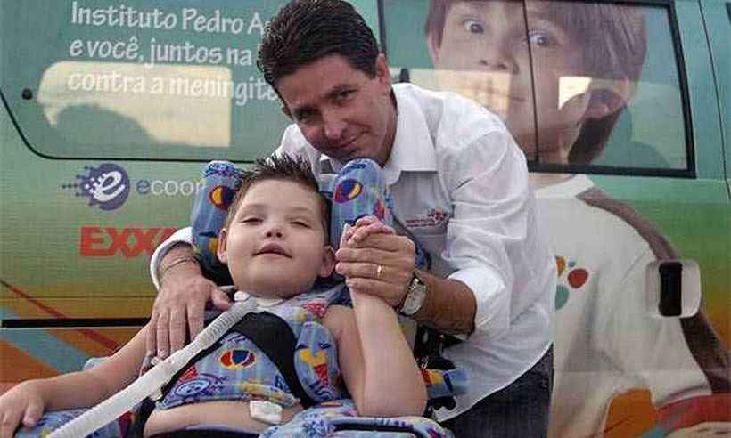 Morre pai de Pedro Arthur, símbolo da luta contra a meningite