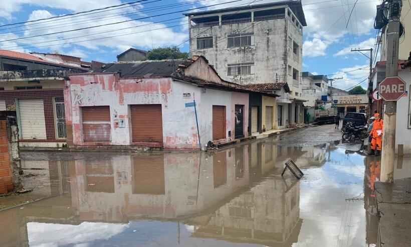 Chuvas em MG: Janaúba e Montes Claros têm alagamentos e ruas interditadas  - CBMMG/Divulgação 