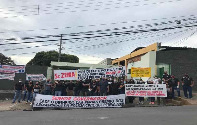 Servidores da Polícia Civil de Minas protestam pelo atraso de pagamentos - Ramon Lisboa/EM/D.A Press