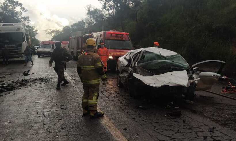 Motorista embriagado provoca batida e deixa cinco mortos próximo a Itaúna - Divulgação/CBMMG