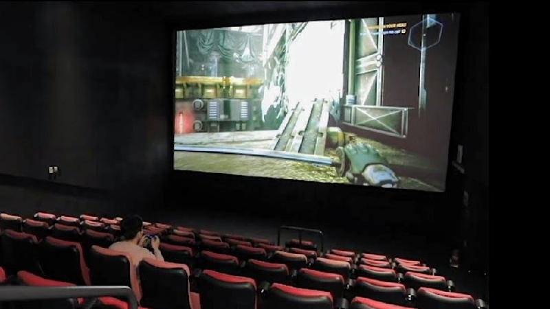 Sem clientes e filmes na pandemia, cinemas alugam telões para gamers - CGV