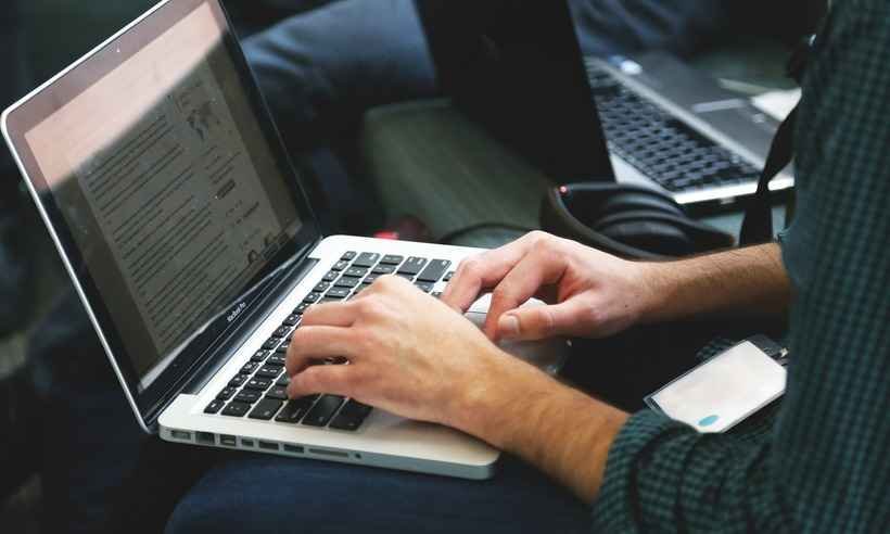 Banco e gráfica abrem vagas em Belo Horizonte e São Paulo -  StartupStockPhotos/Pixabay 