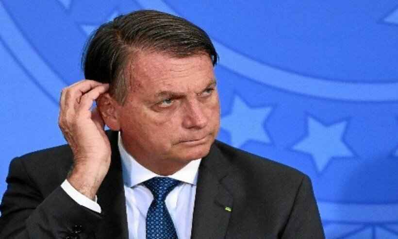 Bolsonaro sobre preço dos combustíveis: 'Espero ter novidade boa' - Evaristo Sá/AFP 