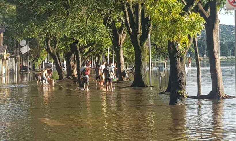 Lagoa Santa: chuva transborda Lagoa Central e assusta moradores  - Calos Altman/EM/D.A Press