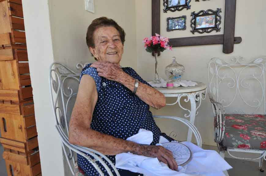 Reação à vacina? Centenários falam o que sentem após serem imunizados - GLADYSTON RODRIGUES/EM/D.A PRESS