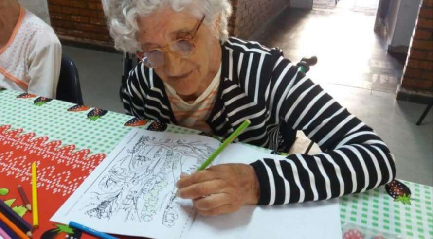 Projeto Gentilezas para colorir volta a levar arte a lares de idosos em BH - Prefeitura de Belo Horizonte/Divulgação