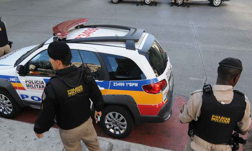 Homem tenta roubar PM e acaba baleado em BH - Beto Novaes/EM/D.A Press