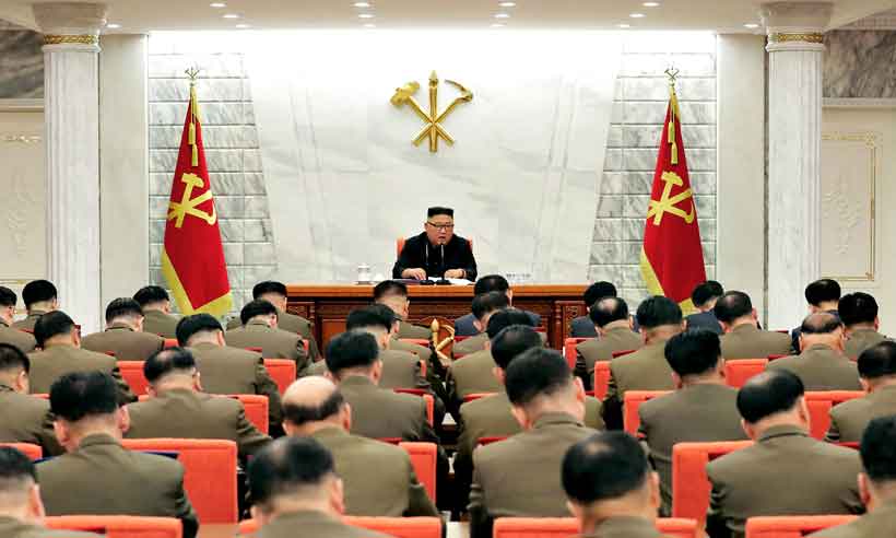 Documentário tenta explicar como se vive na Coreia do Norte sob Kim Jong-un - AFP PHOTO/KCNA VIA KNS