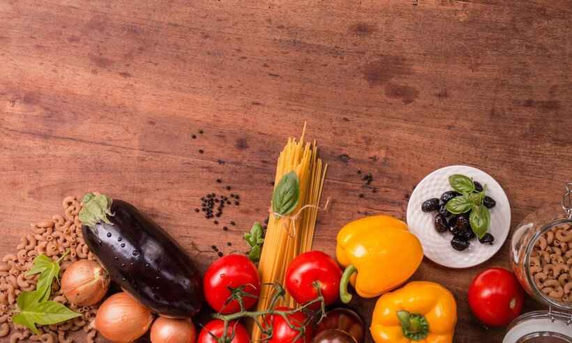  Alimentação saudável: um dos pilares da vida - Lukas Bieri/Pixabay 