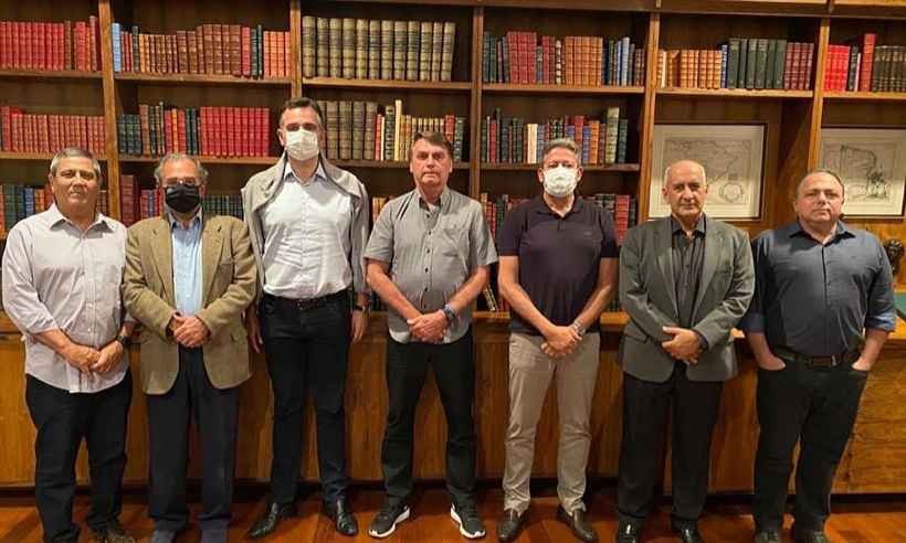 Bolsonaro se reúne com Lira, Pacheco e Guedes para discutir sobre auxílio  - Bolsonaro/Twitter/Reprodução 