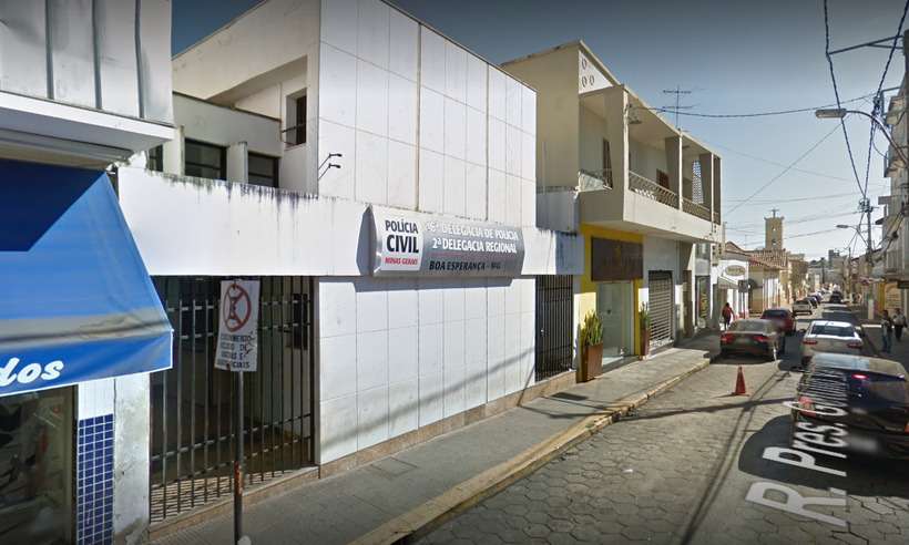 Homem mata namorado de sua ex e desaparece com a mulher  - Google Street View/Reprodução