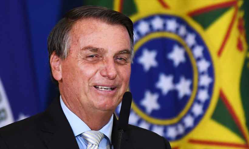Bolsonaro é irônico ao citar alta nos combustíveis: Gostaram do novo aumento? - AFP / EVARISTO SA