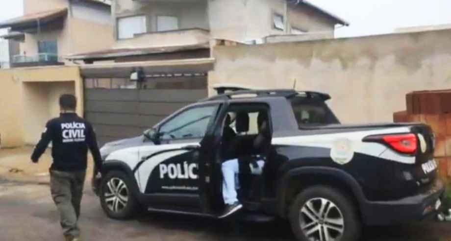 PC cumpre mandado na casa de vereador e ele é afastado do cargo em MG - PCMG/Divulgação