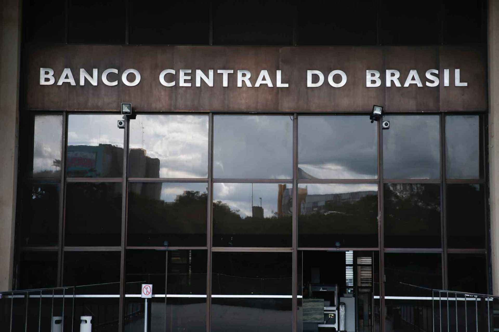 Apertem os cintos, os juros vão começar a subir na semana que vem -  Marcello Casal Jr/Agência Brasil  - 13/4/20