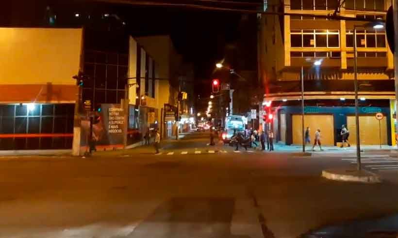 Toque de recolher em Juiz de Fora: veja o que funciona na onda roxa - Marcos Alfredo